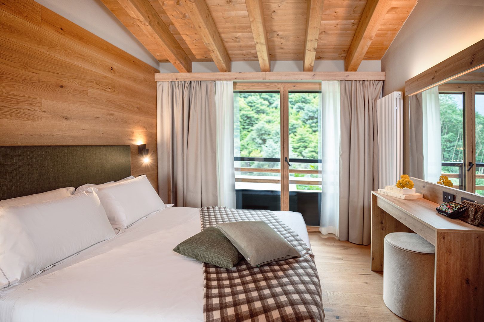 Bilocale con 1 camera da letto e vista montagna